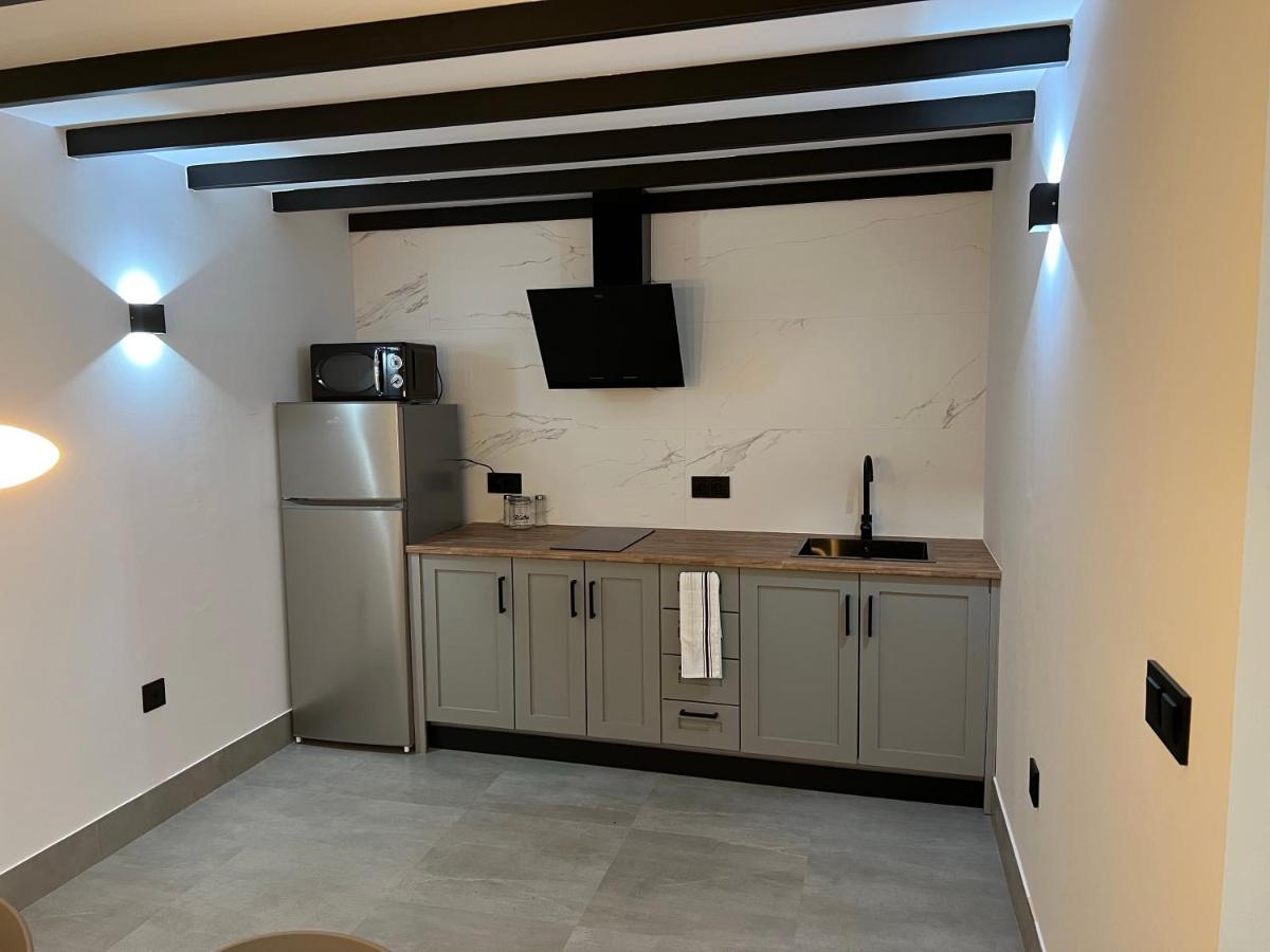 Apartamentos La Chimenea Mérida Exteriör bild