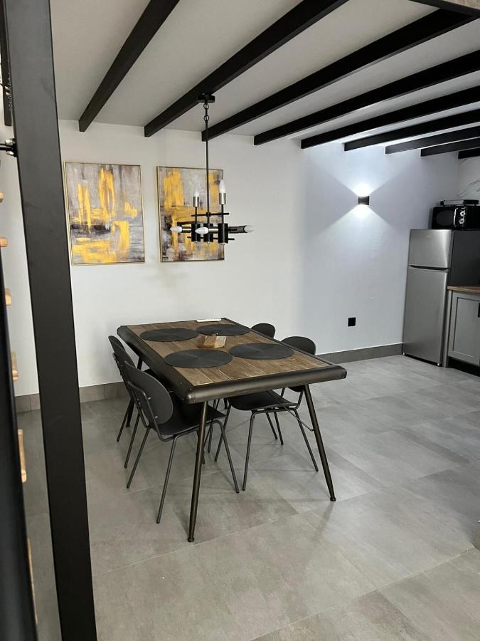 Apartamentos La Chimenea Mérida Exteriör bild